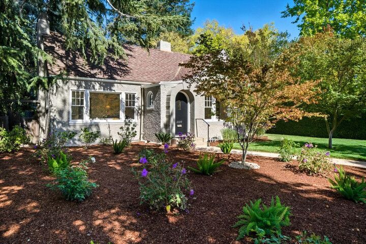 Property Photo:  2399 South Court  CA 94301 
