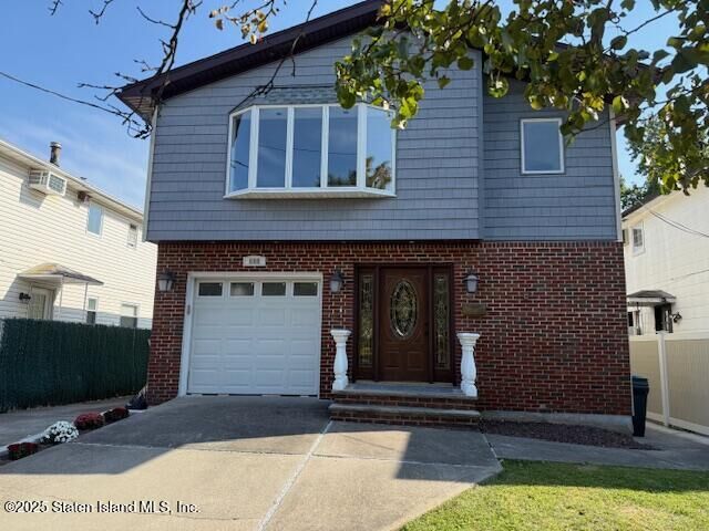 Property Photo: 688 Leverett Avenue NY 10312