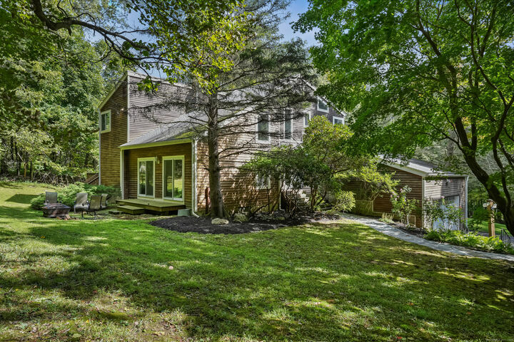 Property Photo:  15 Bartram Drive  CT 06896 