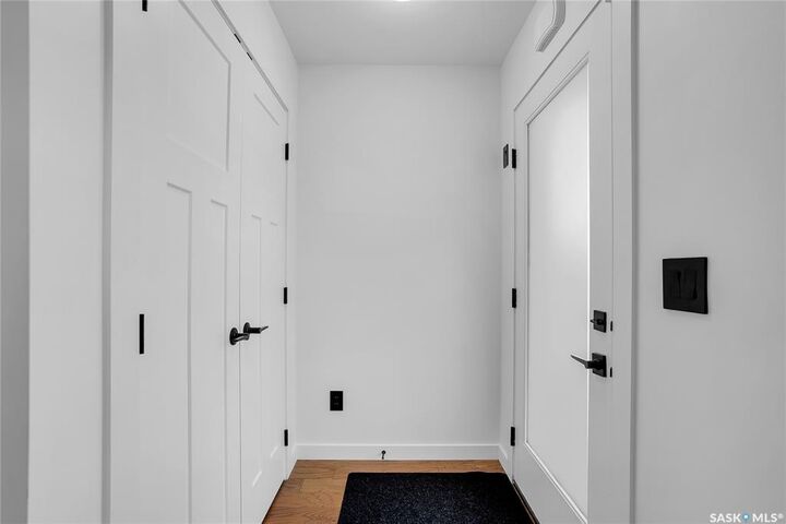 Property Photo:  656 Feheregyhazi Boulevard  SK S7W 1C4 