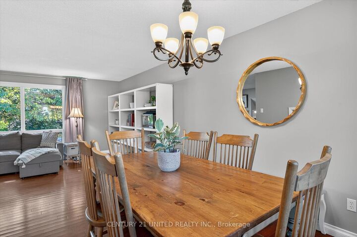 Property Photo:  44 Crystal Springs Drive  ON K9J 6Y3 