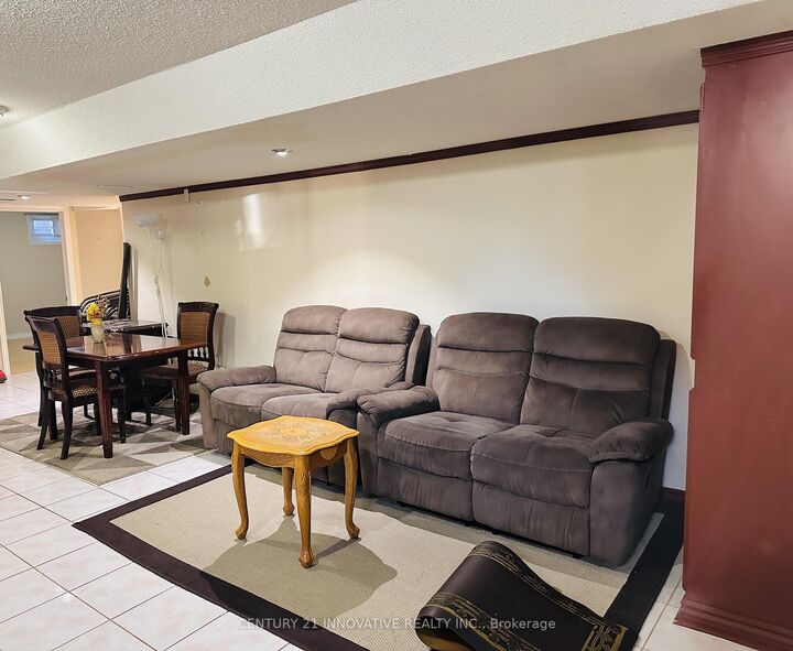Property Photo:  19 Loggerhead Grove #Bsmt  ON M1X 1T9 