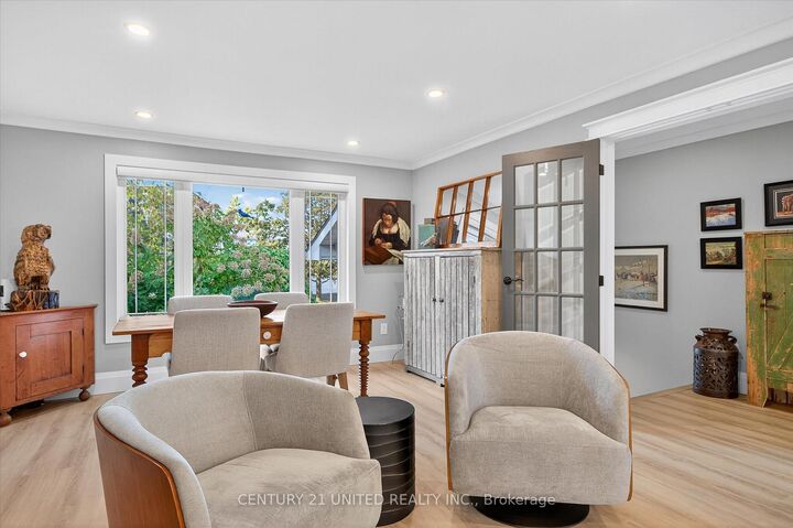 Property Photo:  114 Oakwood Crescent  ON K9J 1N3 