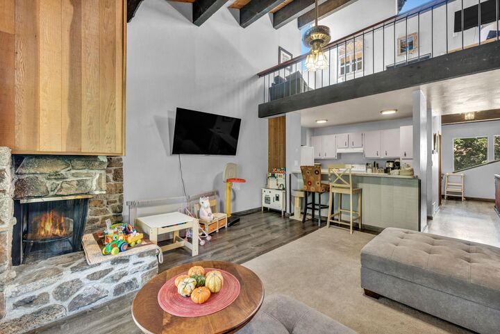 Property Photo:  1001 Commonwealth Drive 148  CA 96143 