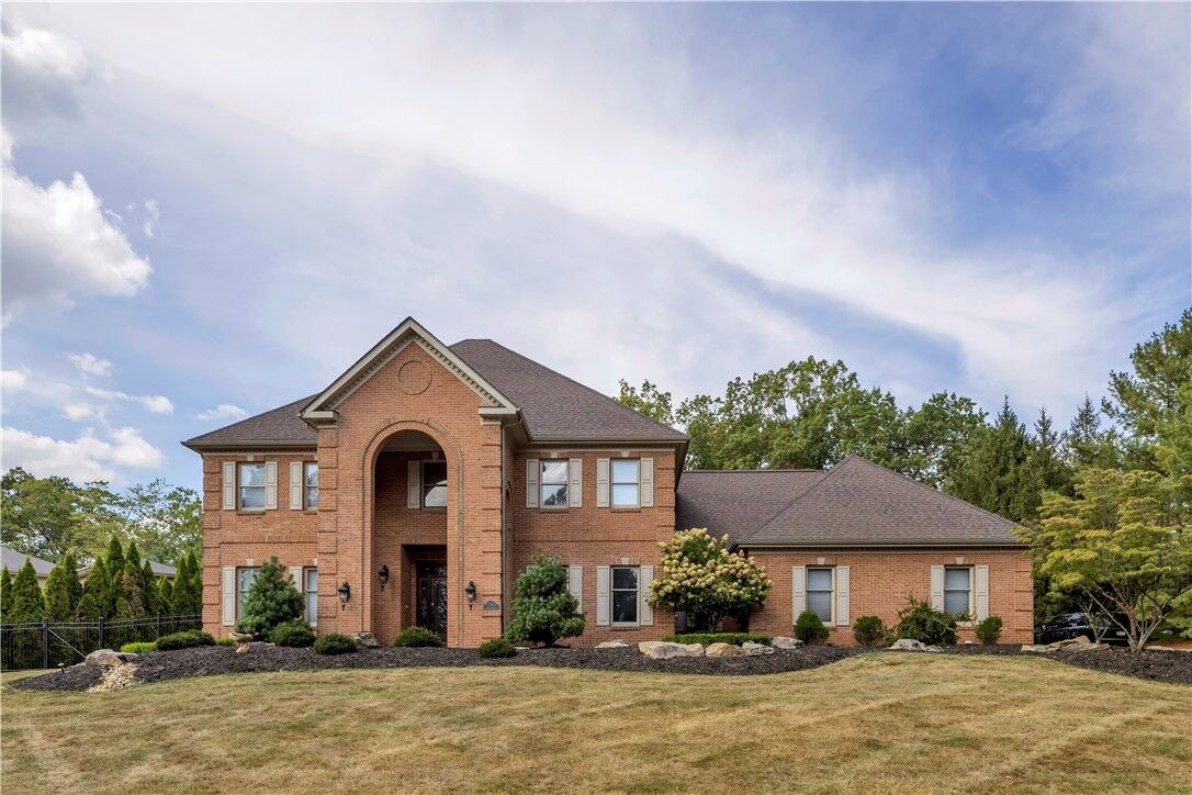 Property Photo:  2109 Chablis Ct  PA 15044 