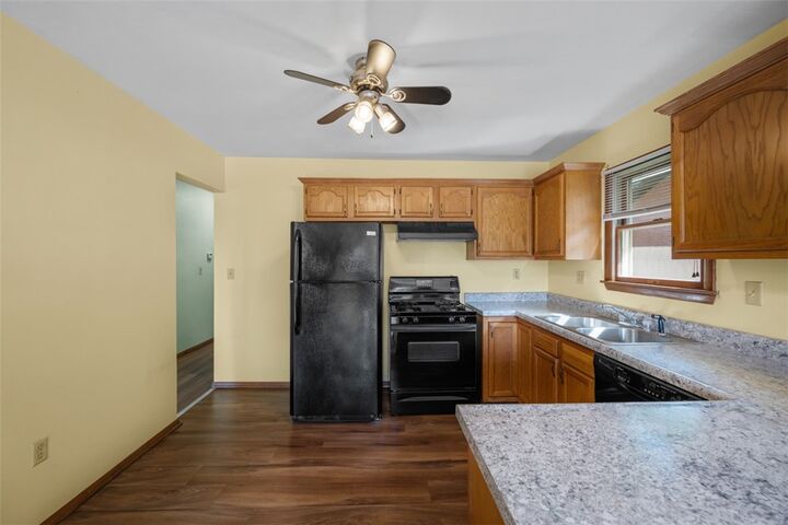 Property Photo:  404 Argonne Drive  PA 15068 