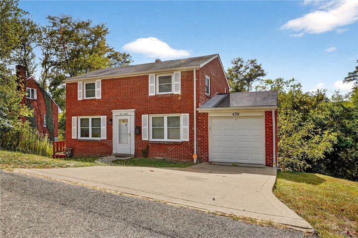 Property Photo:  430 Parkridge Dr  PA 15235 