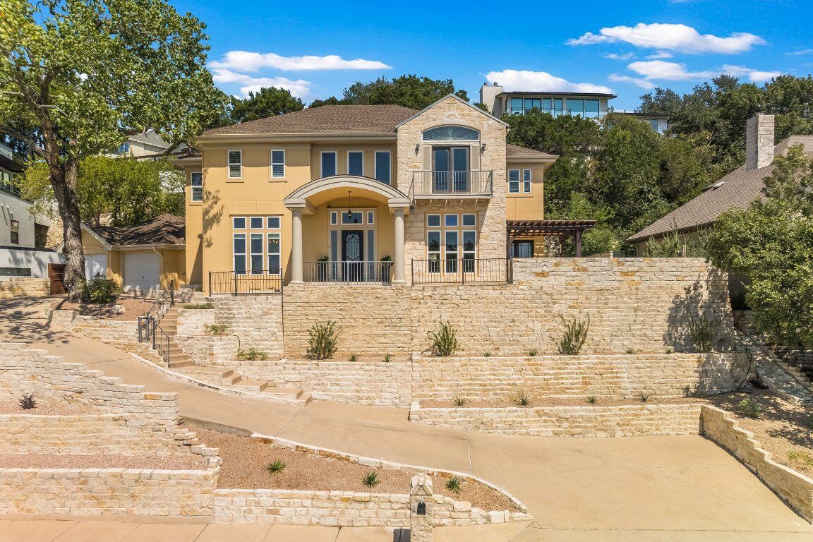 Property Photo:  6213 Ledge Mountain Drive  TX 78731 