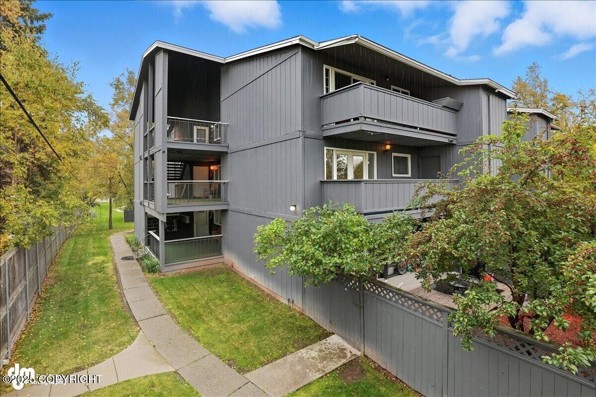 Property Photo: 2221 Minerva Way 5-A AK 99515