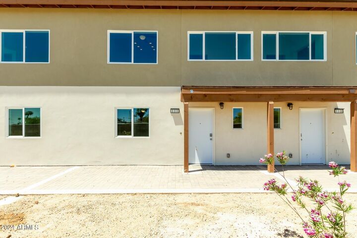 Property Photo:  4911 W Myrtle Avenue Apt 103  AZ 85301 