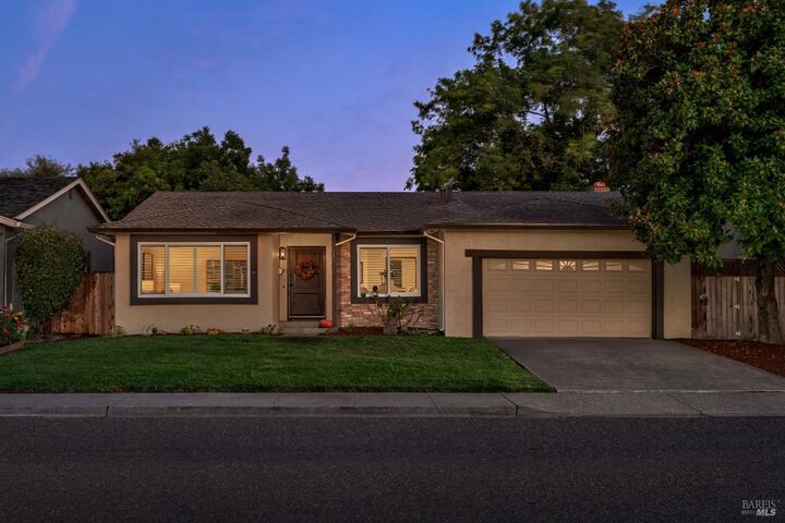 1638 Lauren Drive  Petaluma CA 94954 photo