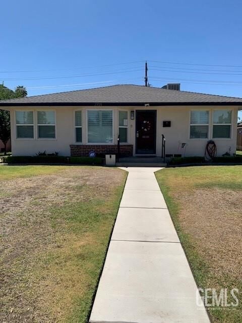 2701 Truxtun Avenue  Bakersfield CA 93301 photo
