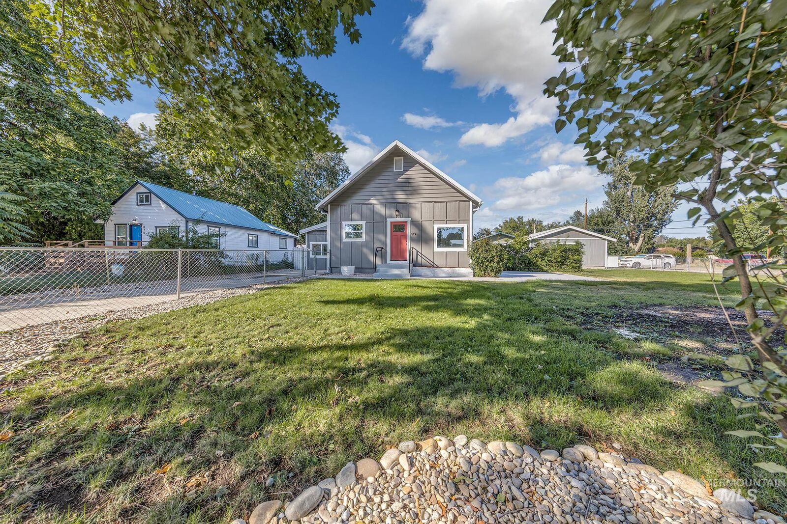 Property Photo:  824 E Main St  ID 83672 