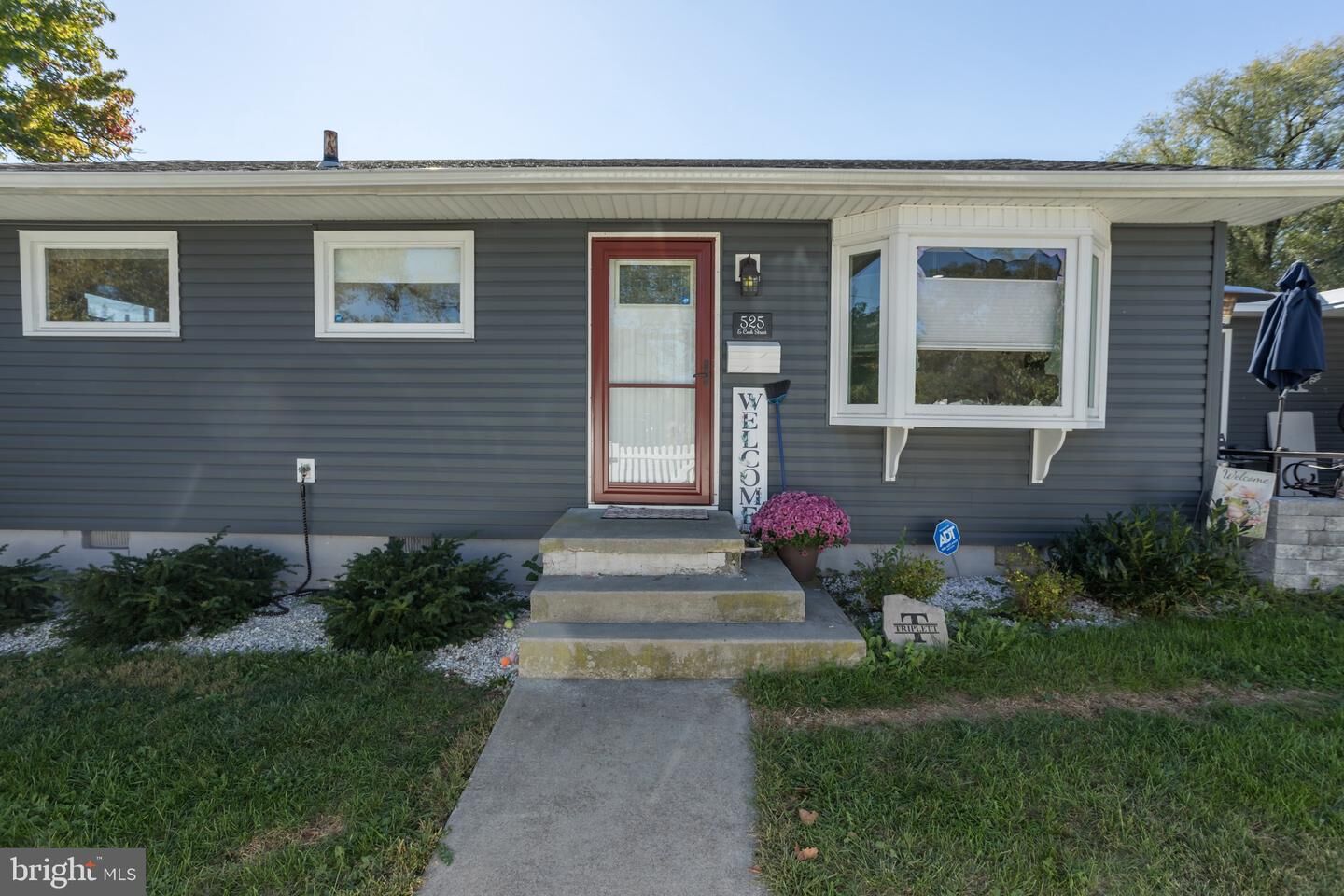 Property Photo: 525 E Cork Street VA 22601