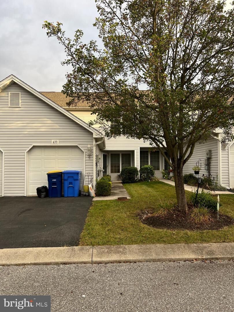 Property Photo:  633 Canvasbach Drive  PA 17319 