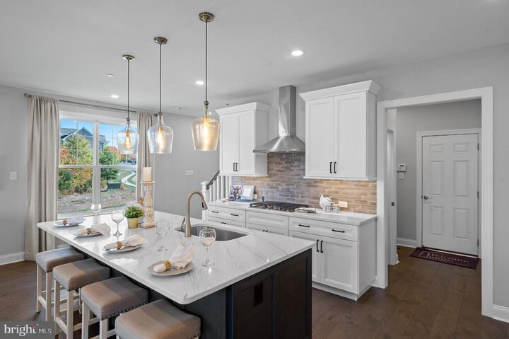 Property Photo: 300 Ridgewood Drive PA 19468