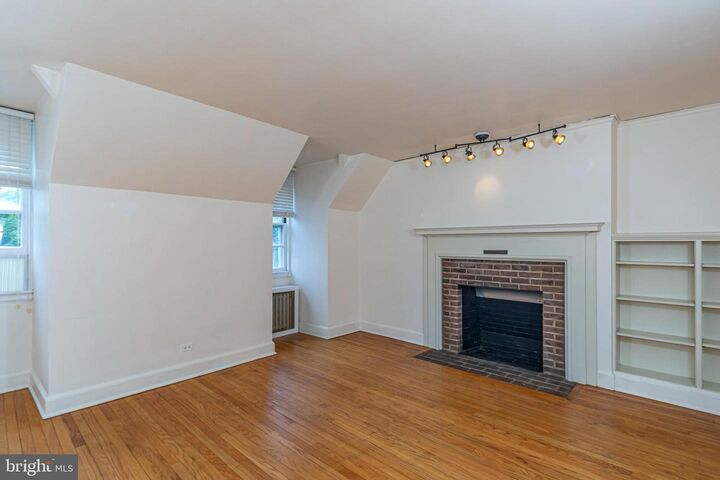 Property Photo: 48 Nassau Street I NJ 08542