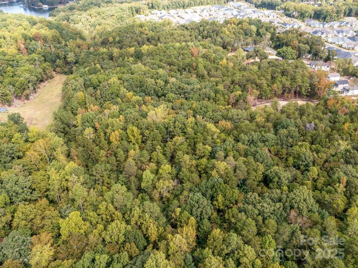 Property Photo:  17308 Green Hill Road  NC 28278 