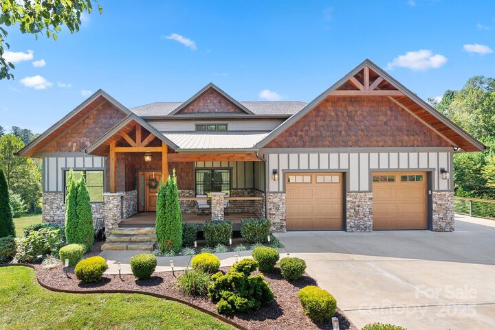 27 Ridge Glen Lane  Leicester NC 28748 photo