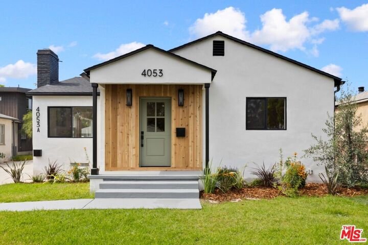 Property Photo: 4053 1/2 Huron Ave CA 90232