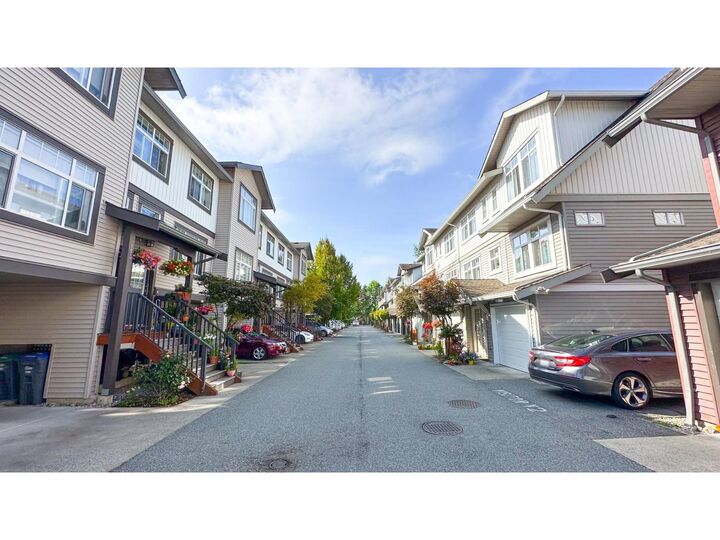 Property Photo: 16177 83 Avenue 152 BC V4N 5T3