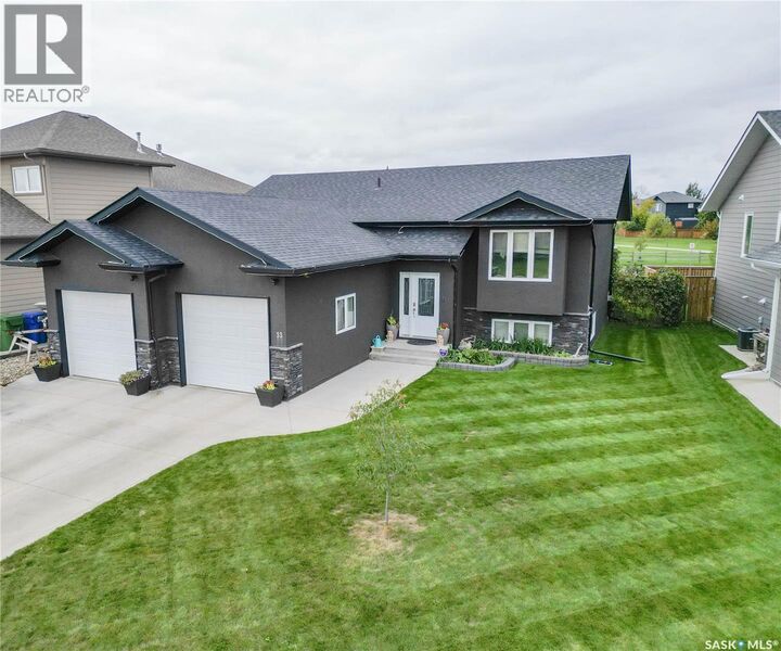 33 Smiley Drive  Prince Albert SK S6X 0B3 photo