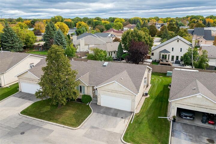 Property Photo:  2655 Main Street  MB R2V 4V8 