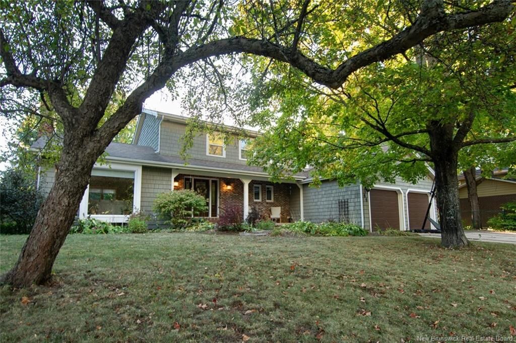 Property Photo:  44 Birchwood Crescent  NB E1E 3Y7 