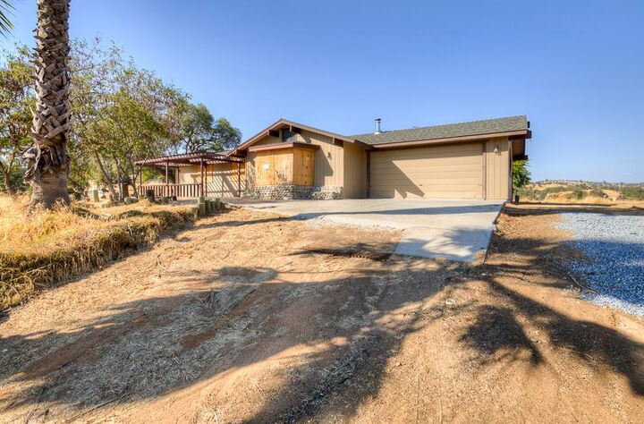 34780 School Street  Raymond CA 93653 photo