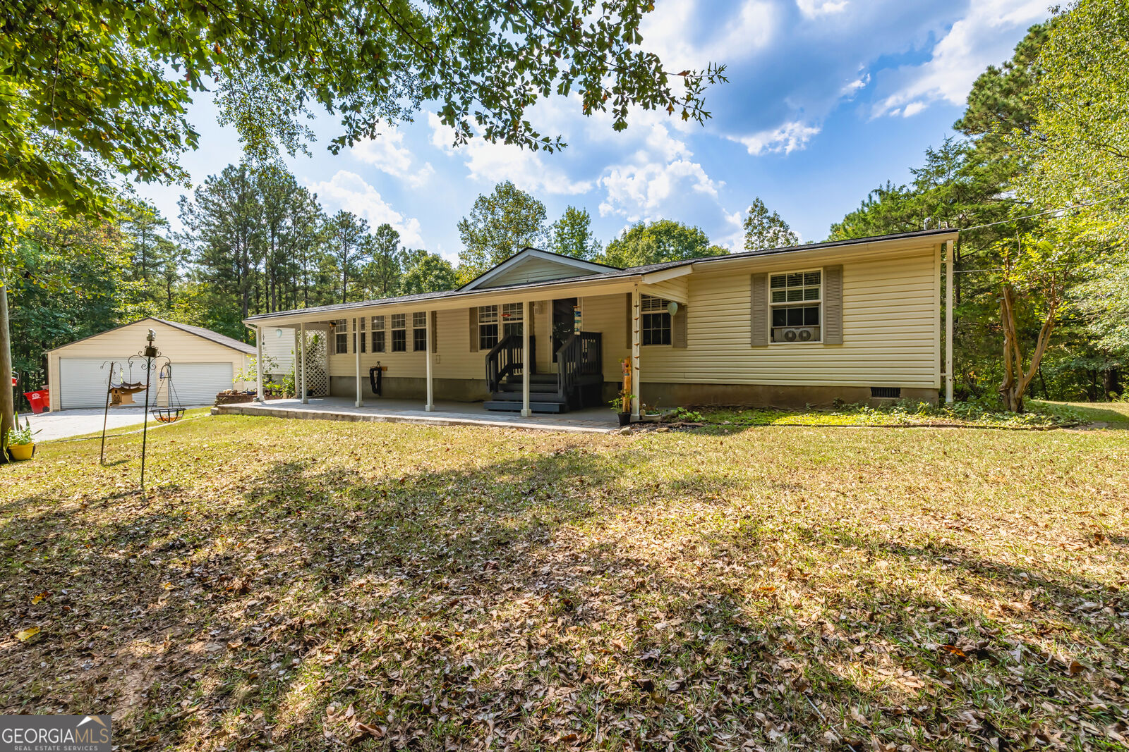 Property Photo: 440 Springer Road GA 30185