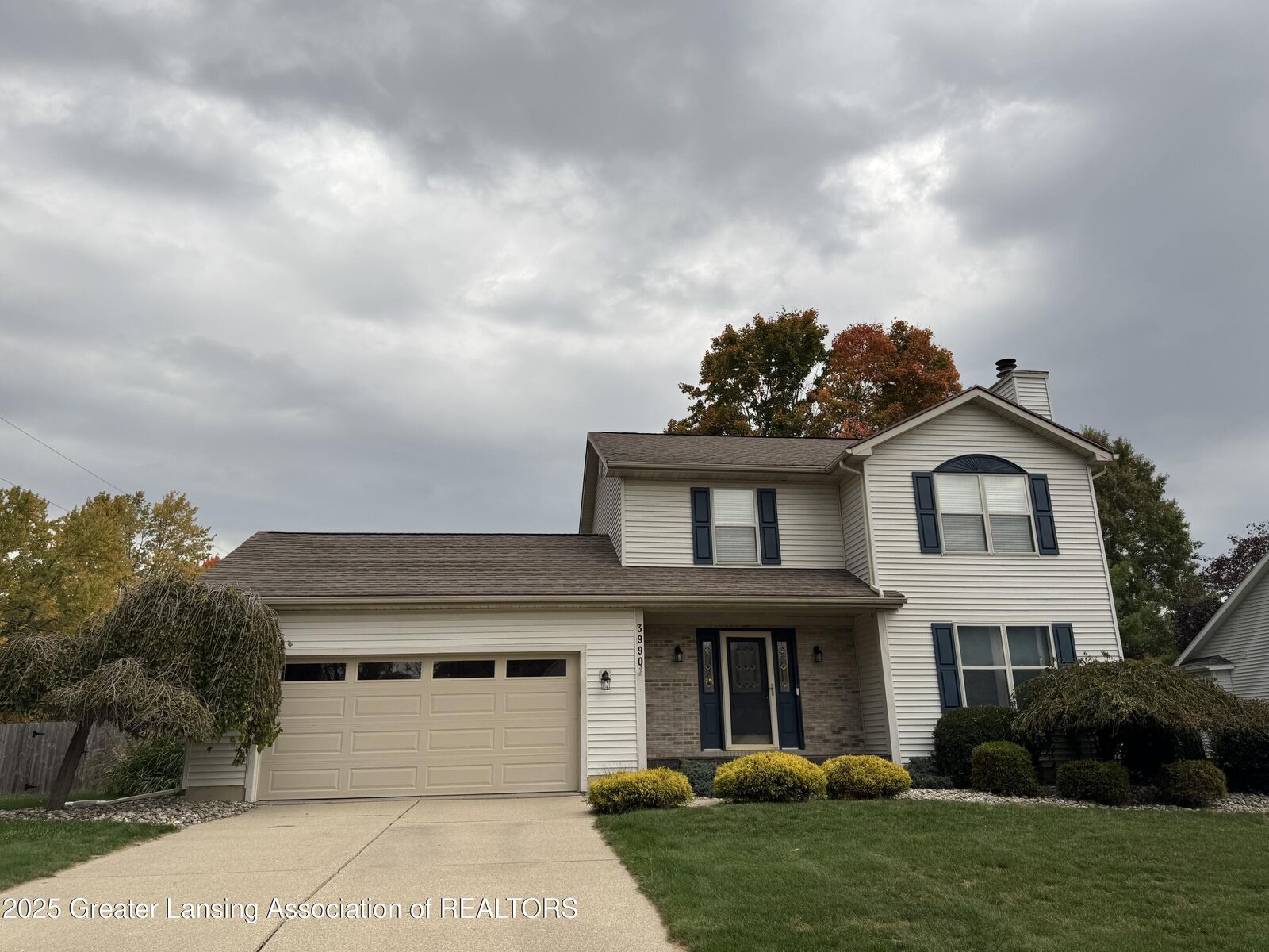 Property Photo:  3990 Camperdown Drive  MI 48911