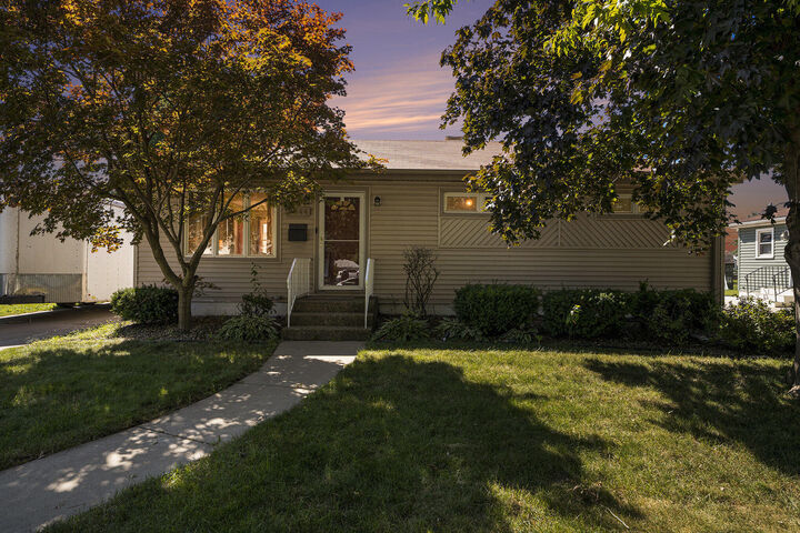 Property Photo:  2844 Grand Boulevard  IN 46322 