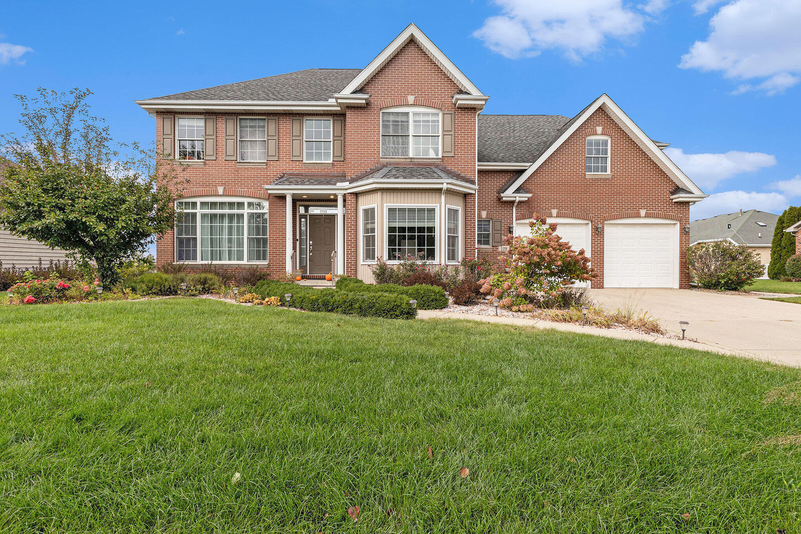 Property Photo:  109 Leicester Road  IN 46321 