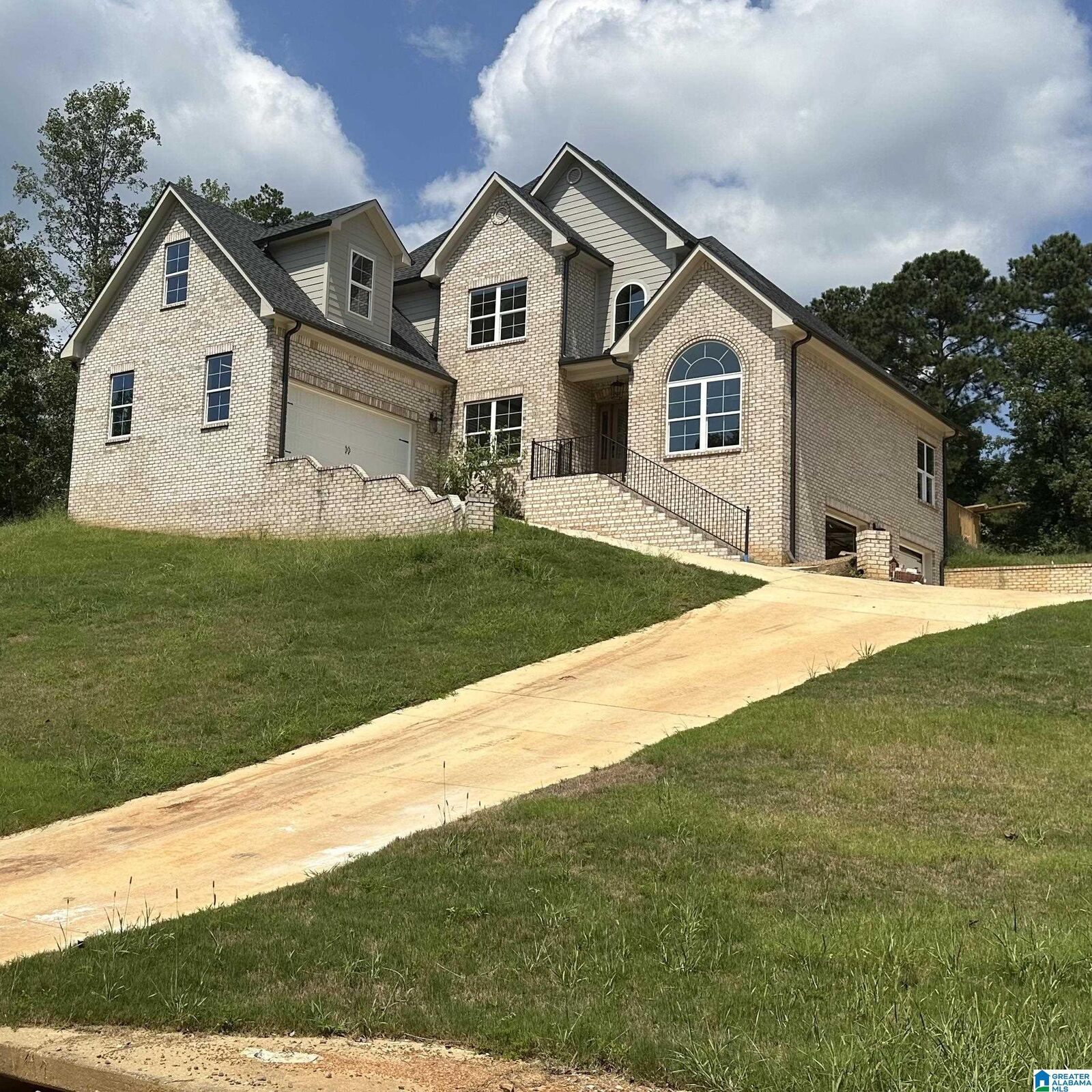 Property Photo:  6714 Mossy Oak Cove  AL 35173 