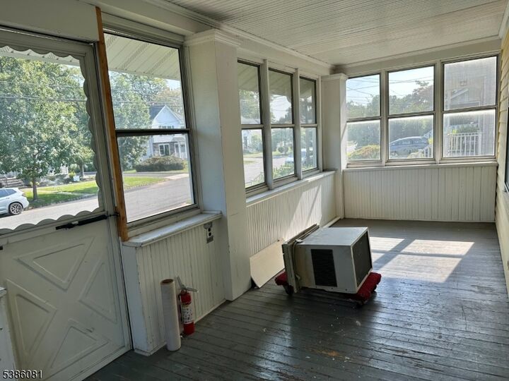 Property Photo:  1012 Columbus Ave  NJ 07090 