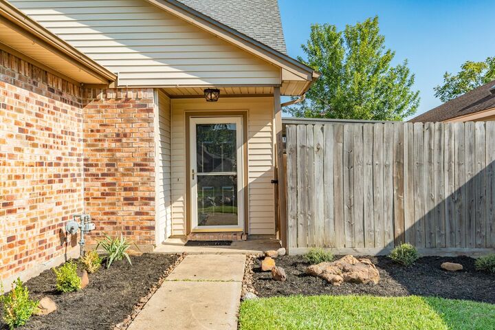 Property Photo:  114 Cacao Street  TX 77566 