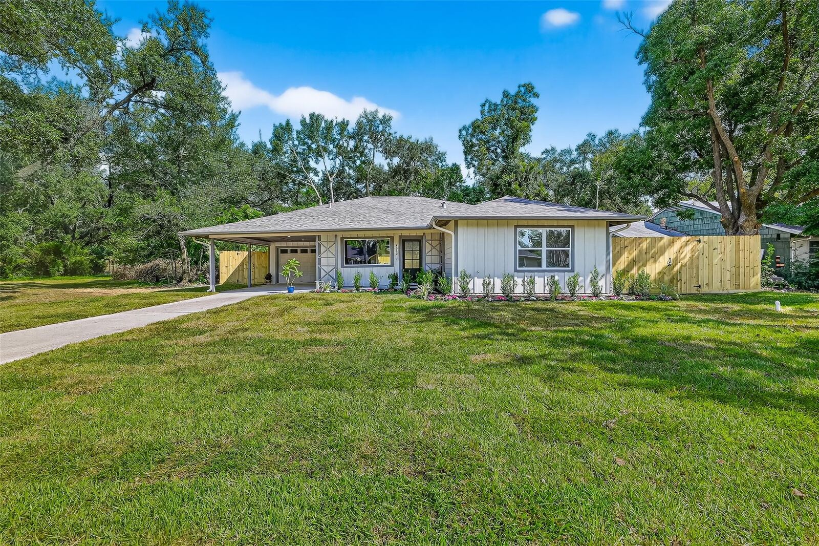 Property Photo:  4030 Woodshire St Street  TX 77025 