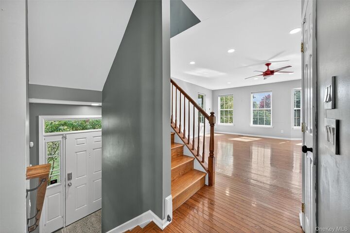 Property Photo:  113 Barr Lane  NY 10950 