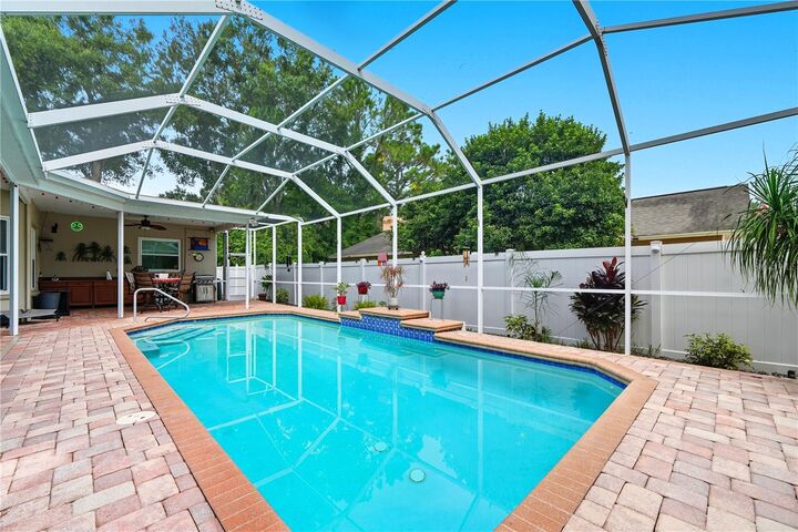Property Photo:  3003 Magdalene Woods Drive  FL 33618 