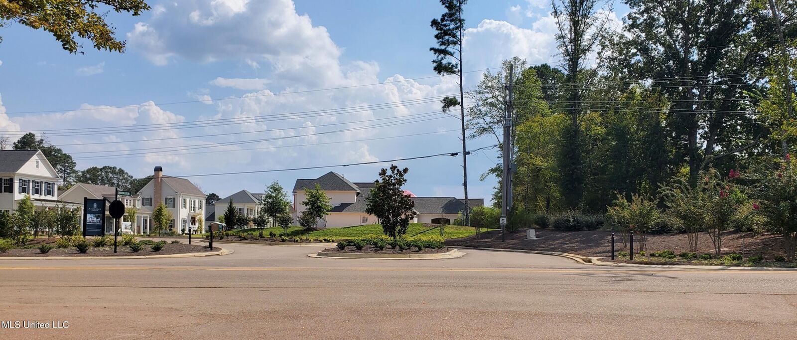 Property Photo: 115 Commonwealth Drive MS 39110