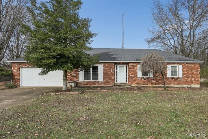 Property Photo: 209 Hawthorne Drive MO 63640