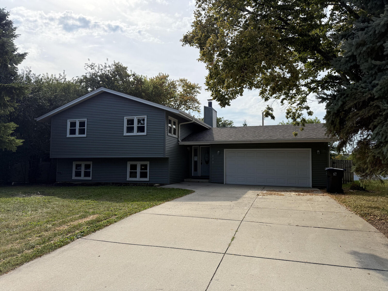 Property Photo: 232 Oregon St WI 53405