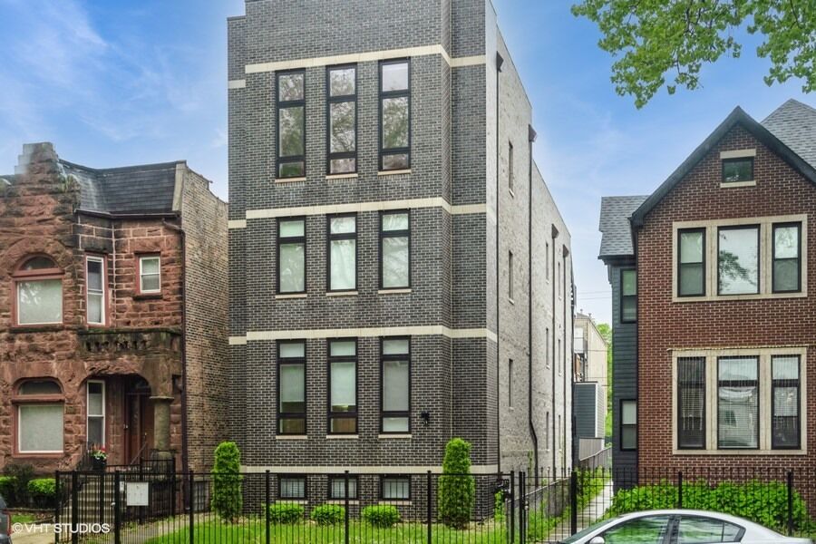 Property Photo:  4730 S Champlain Avenue 3  IL 60615 