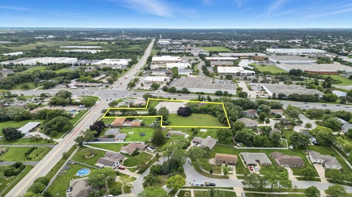 Property Photo: 241 Army Trail Road IL 60108