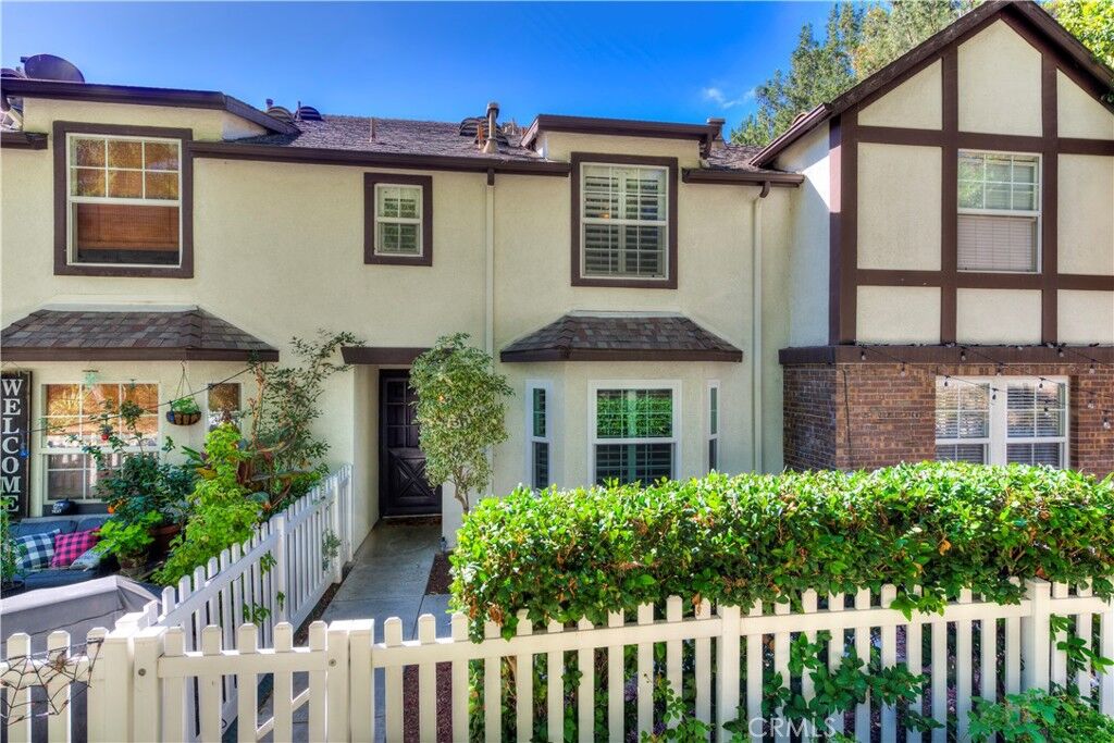 Property Photo: 87 Three Vines Court CA 92694