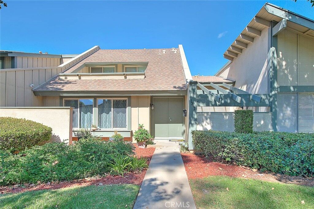 Property Photo:  1361 Camelot Drive  CA 92882 