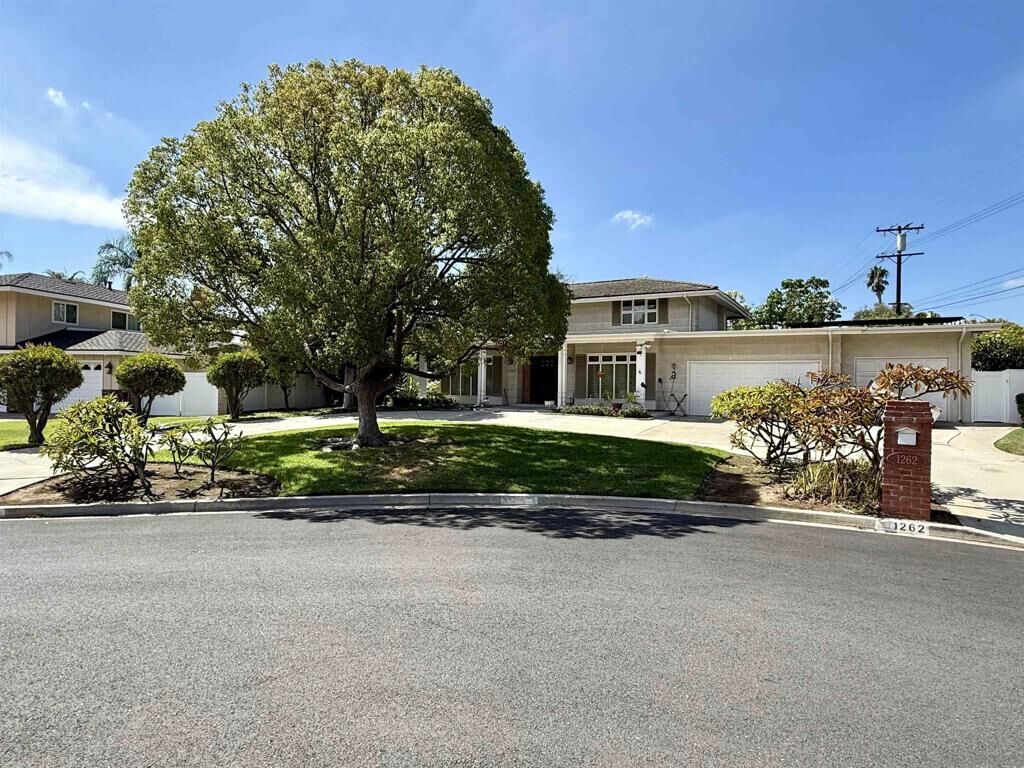 Property Photo:  1262 Brittany Cross Rd  CA 92705 