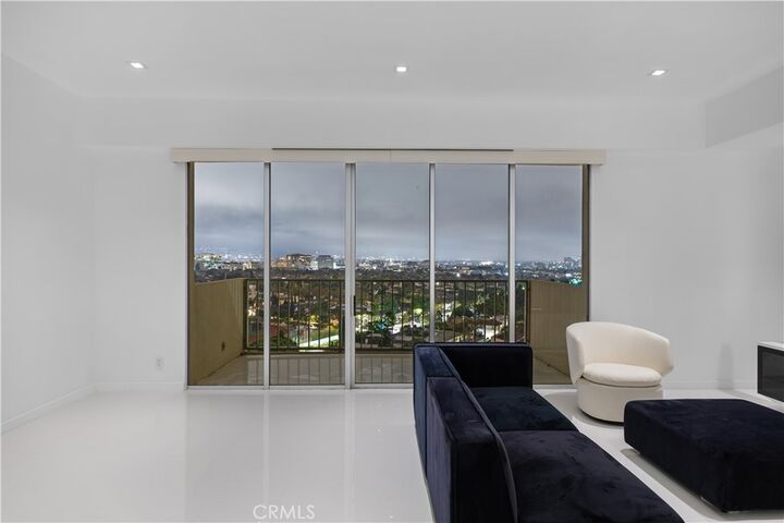 Property Photo:  2160 Century Park E 902  CA 90067