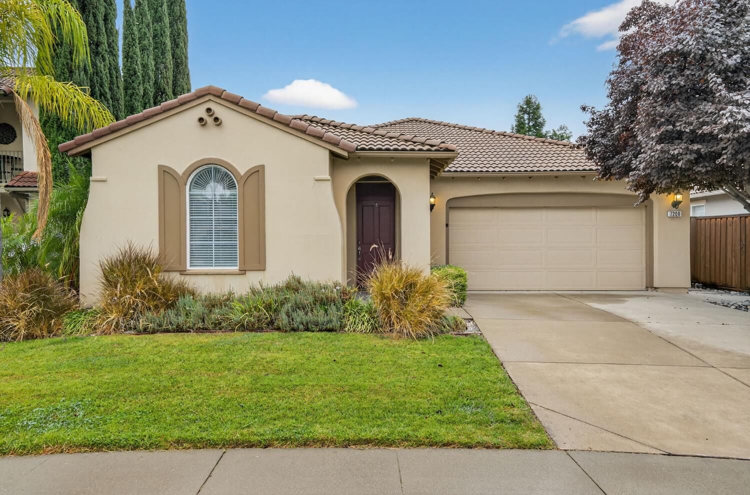 Property Photo: 7208 Artisan Circle CA 95678
