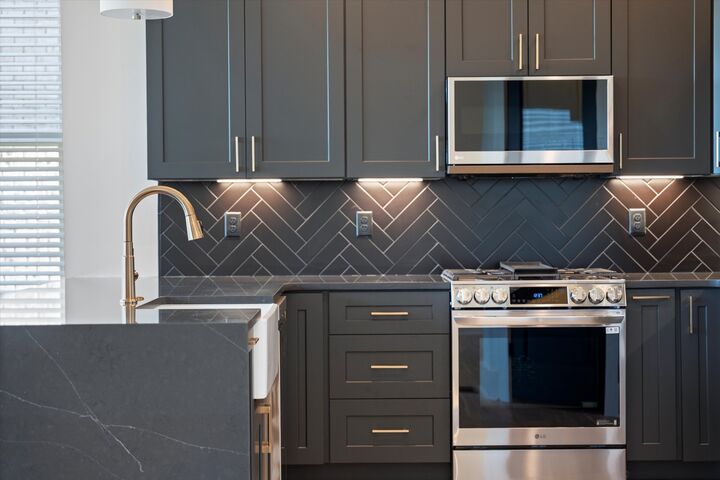 Property Photo:  416 Mercomatic Dr  TN 37209 